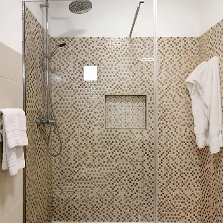 Pear Tree * Vale do Lobo