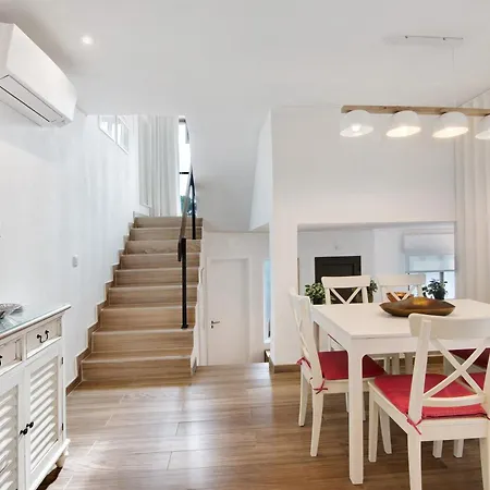 Pear Tree Nyaraló *