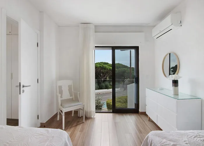 Pear Tree Casa de Férias Vale do Lobo